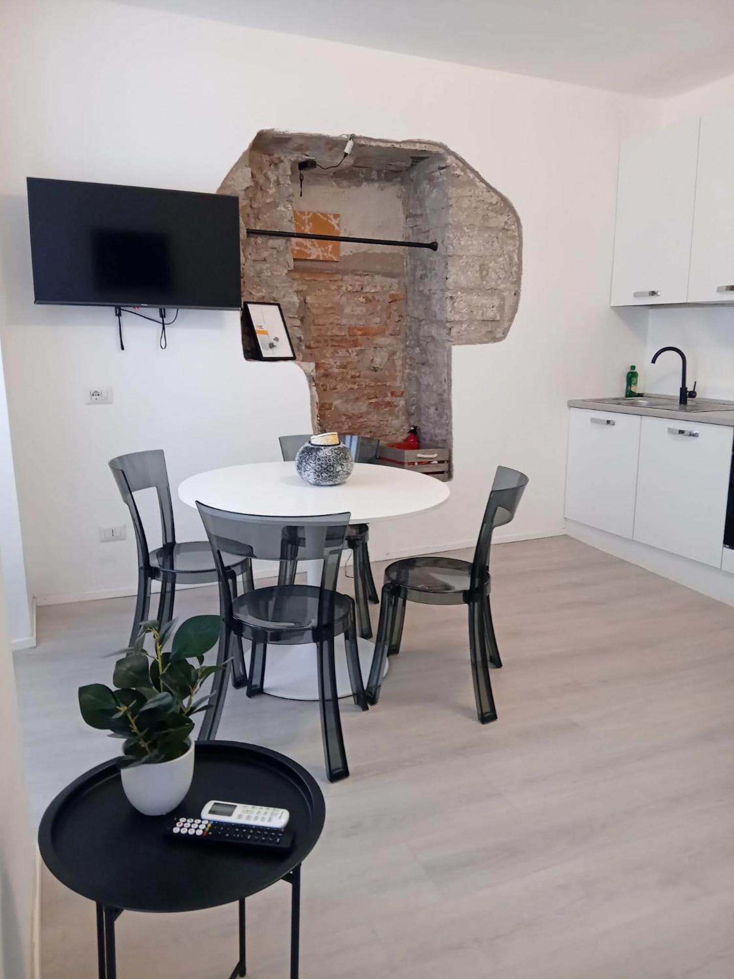 History Luxury By Revenue House